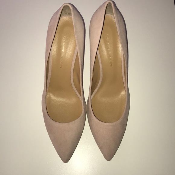 Giuseppe Zanotti Suede Pumps - Picture 9 of 17